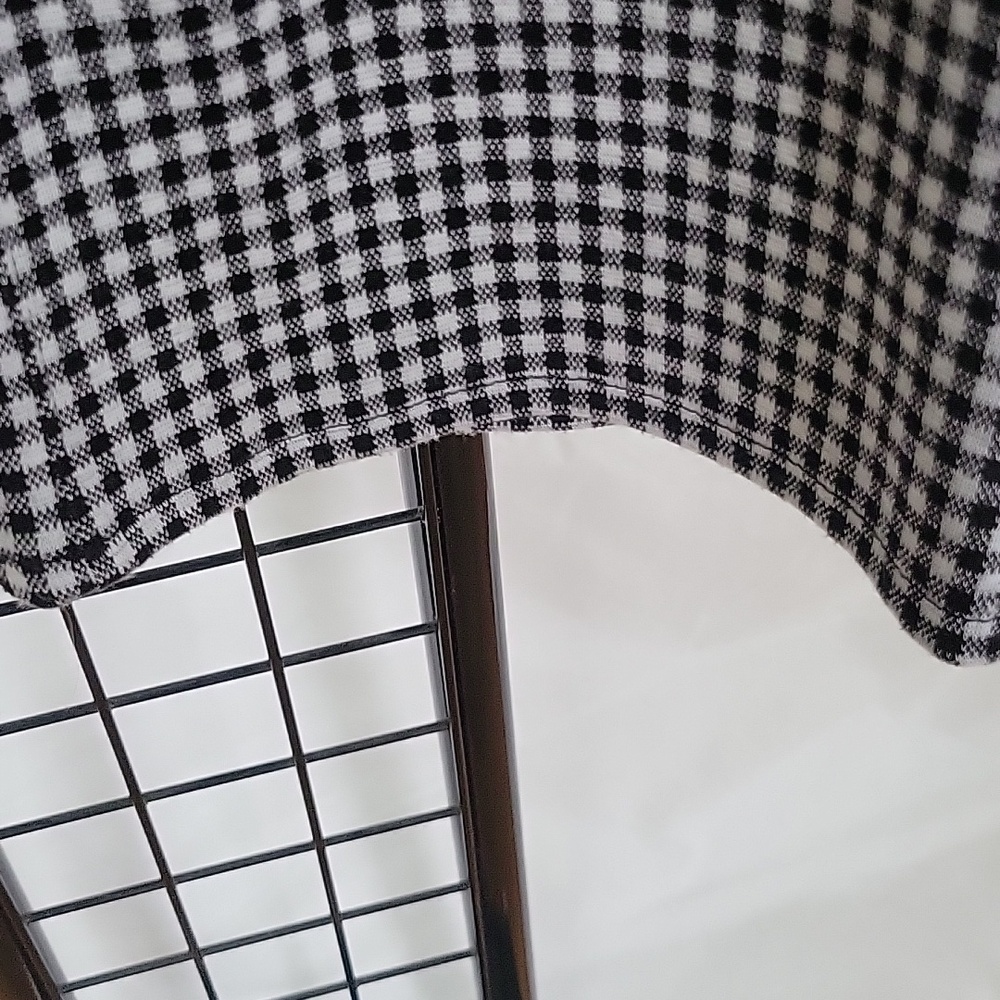 American Eagle Pants, 6, Black/White Checker. - Picture 4 of 13
